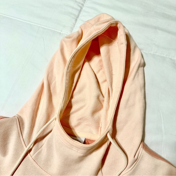 Columbia Women's Color Block Peach and Pink Logo French Terry Hoodie • XLarge - Picture 3 of 10